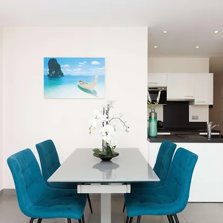 Marriott : 2 Beds/2 Baths Sea View Apartman Cannes