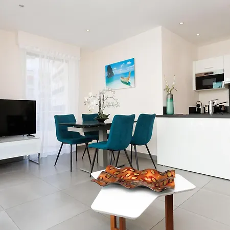 Marriott : 2 Beds/2 Baths Sea View Apartman Cannes