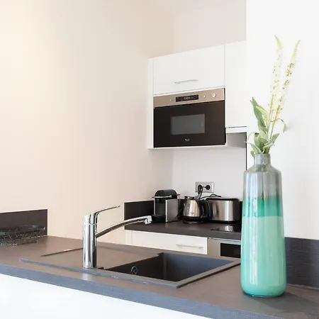 Marriott : 2 Beds/2 Baths Sea View * Cannes