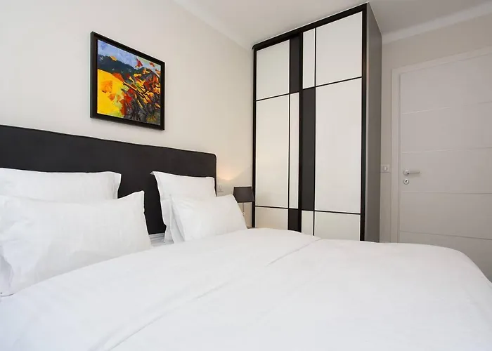 Marriott : 2 Beds/2 Baths Sea View *