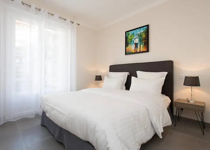 Marriott : 2 Beds/2 Baths Sea View شقة كان