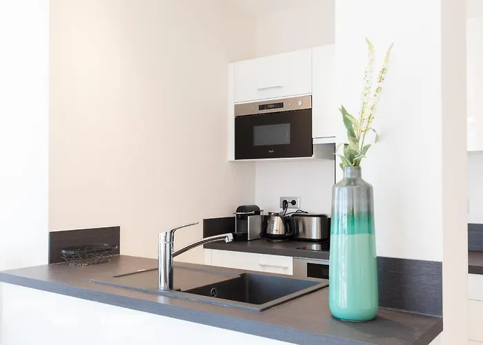 Marriott : 2 Beds/2 Baths Sea View * Cannes