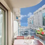 Marriott : 2 Beds/2 Baths Sea View Канны